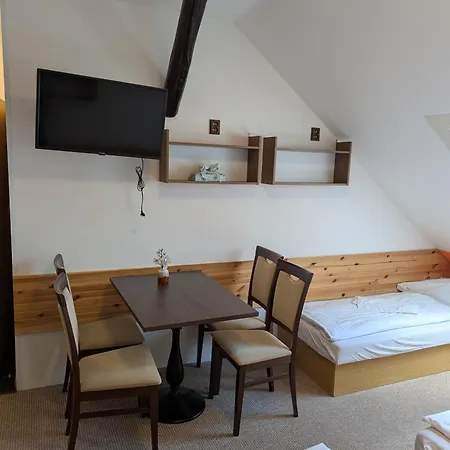 Pension Harcovna Frýdlant nad Ostravicí Buitenkant foto